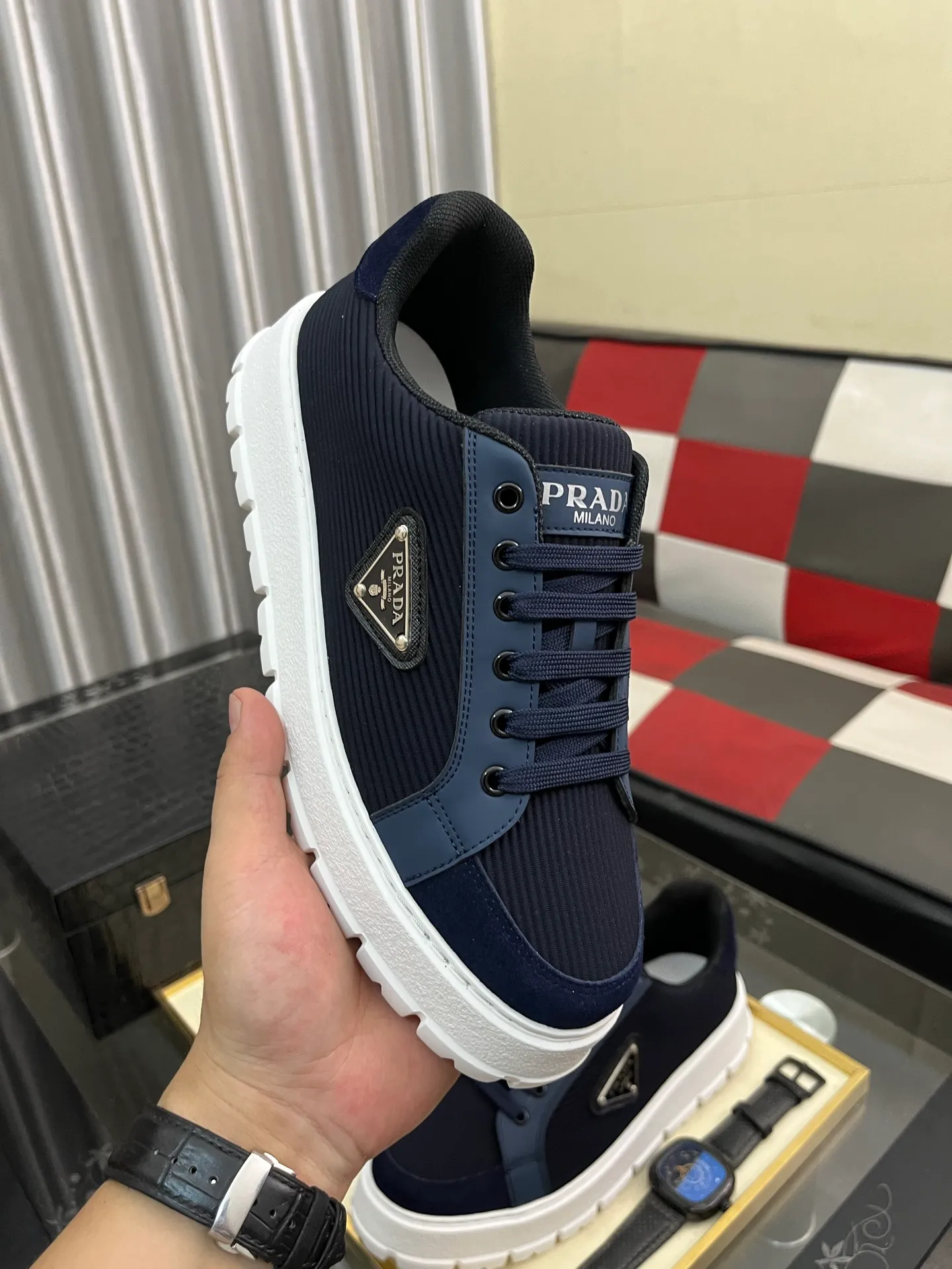 Men's Men's Shoes💰440⌚️⌚️《PRADA*》The latest and most popular casual shoes, top brand [seduce] luxury~purchasing agent, top~quality. [Strong] The upper is made of imported breathable special materials ➕ breathable feet (•) with fine workmanship. Original stylish and stylish soft rubber wear-resistant outsole, light and comfortable on the foot, size: 38-445️⃣colors available